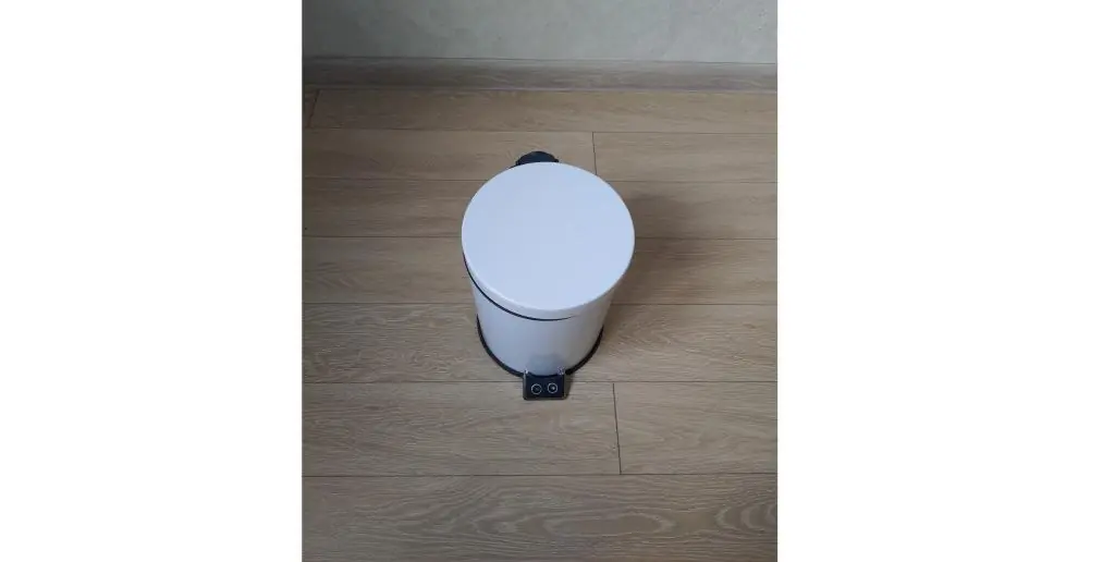 Automatic trash bin — photo 4 of 4